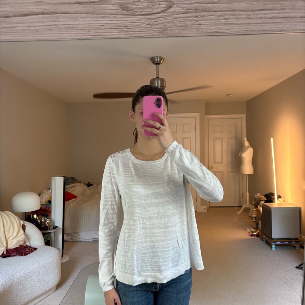 CAbi Women's white long sleeve tshirt with lace back